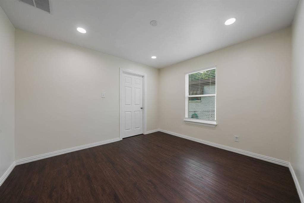 414 Avenue I, Dallas, TX 75203 414 Avenue I, Dallas, TX 75203
