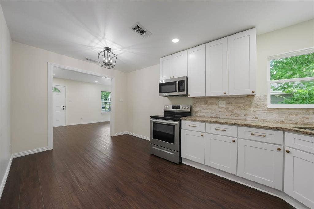 414 Avenue I, Dallas, TX 75203 414 Avenue I, Dallas, TX 75203