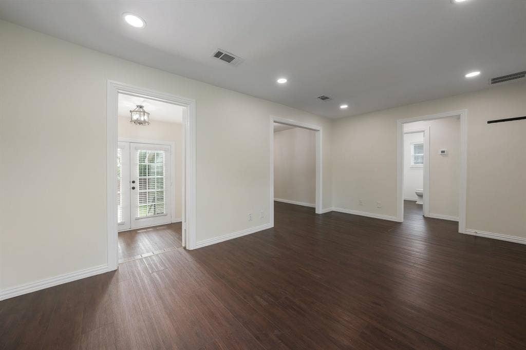 414 Avenue I, Dallas, TX 75203 414 Avenue I, Dallas, TX 75203
