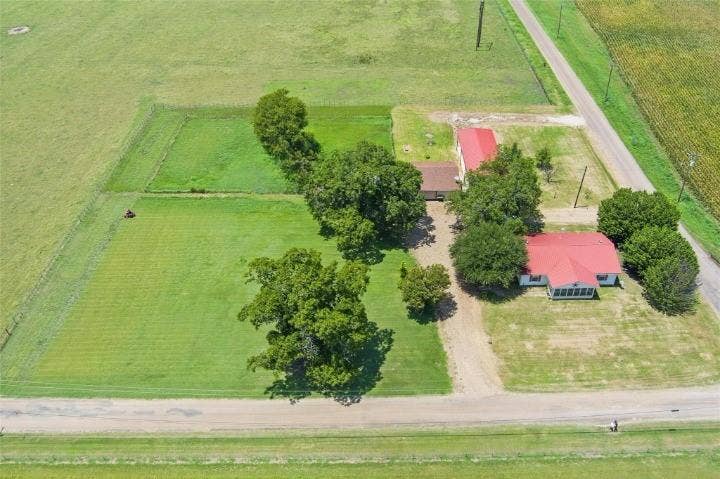 358 Wright Road, Waxahachie, TX 75167 358 Wright Road, Waxahachie, TX 75167