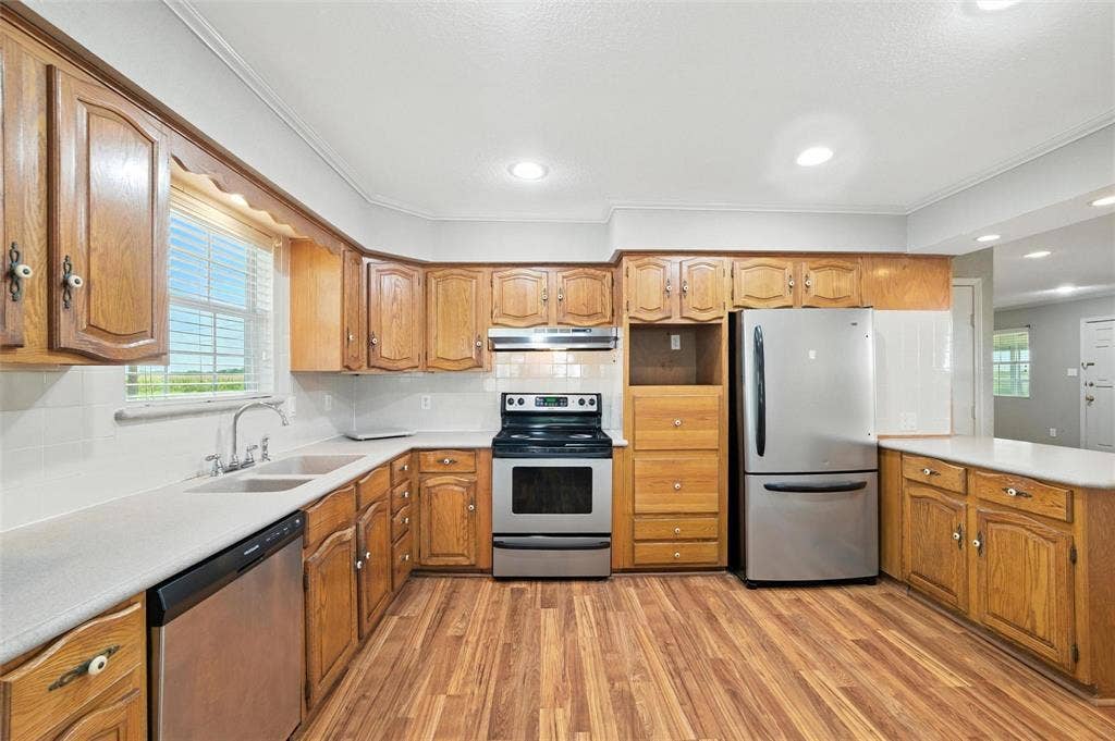 358 Wright Road, Waxahachie, TX 75167 358 Wright Road, Waxahachie, TX 75167