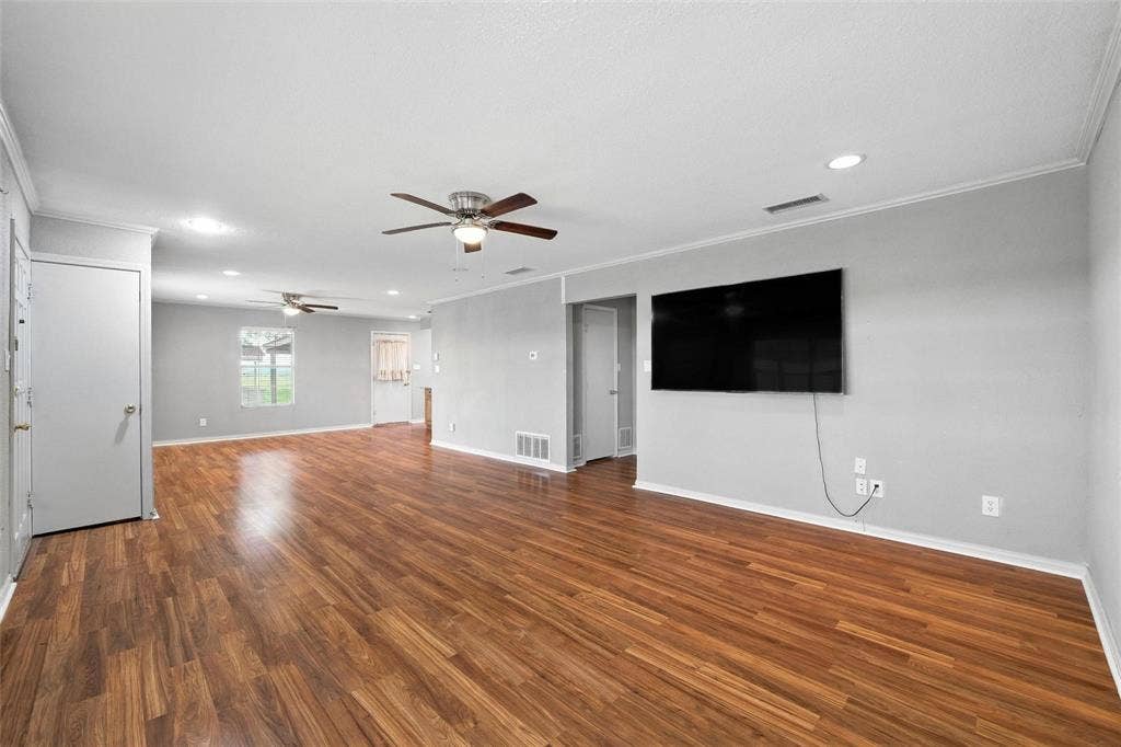 358 Wright Road, Waxahachie, TX 75167 358 Wright Road, Waxahachie, TX 75167
