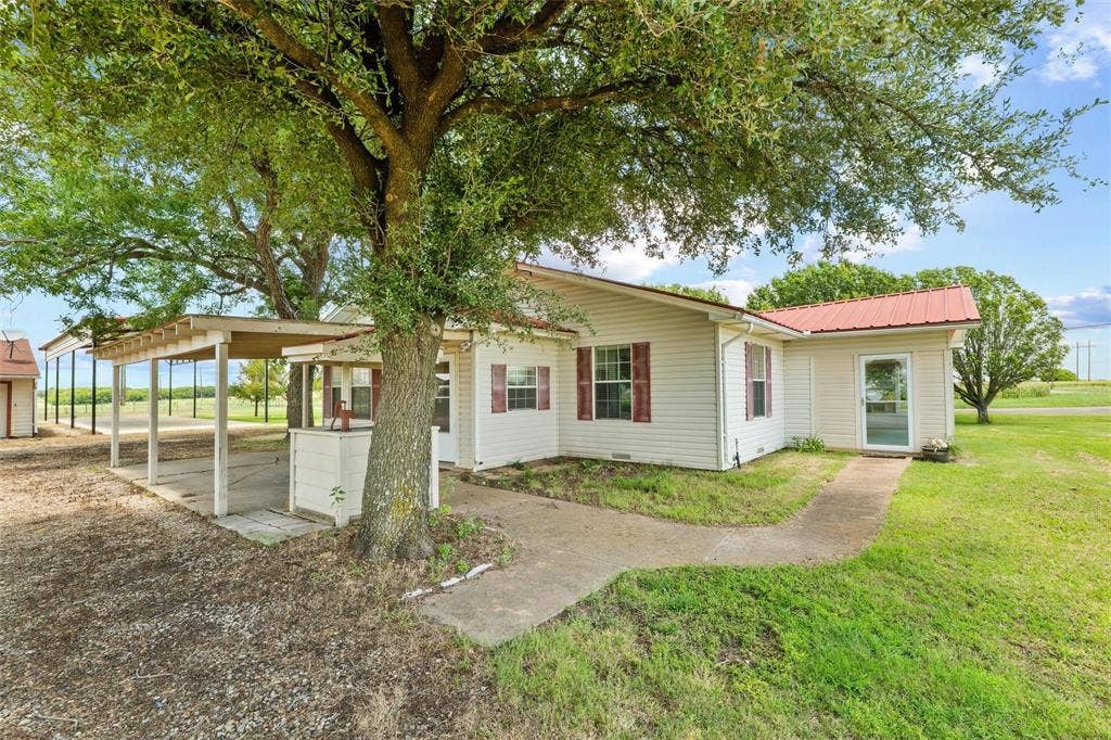 358 Wright Road, Waxahachie, TX 75167 358 Wright Road, Waxahachie, TX 75167