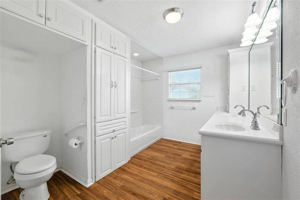 358 Wright Road, Waxahachie, TX 75167 358 Wright Road, Waxahachie, TX 75167