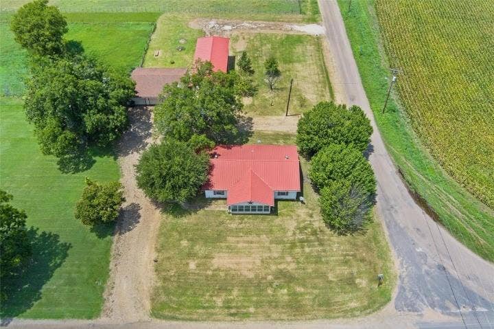 358 Wright Road, Waxahachie, TX 75167 358 Wright Road, Waxahachie, TX 75167
