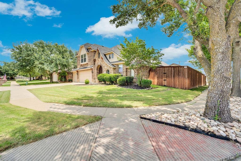 5214 Compassion Court, Midlothian, TX 76065 large corner lot