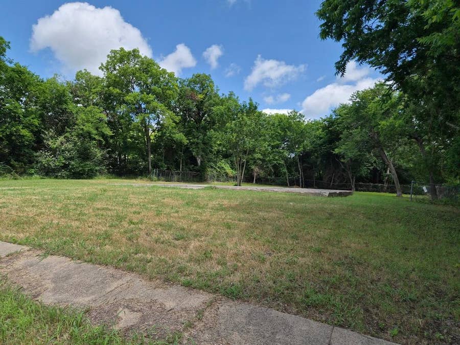 Property photo for 2214 Marshall Street, Greenville, TX