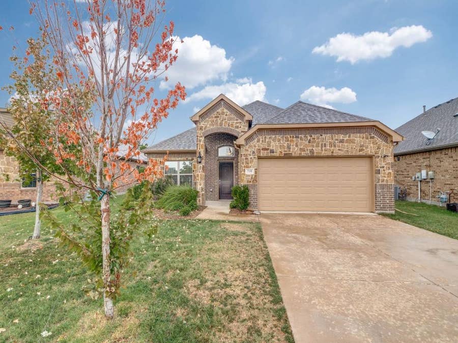 Property photo for 710 Teakwood Drive, Greenville, TX