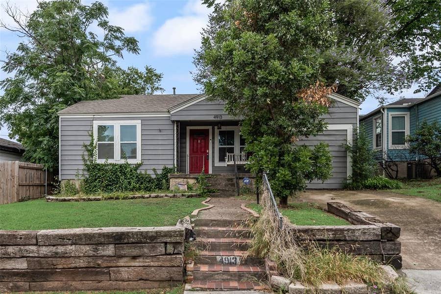 Property photo for 4913 Calmont Avenue, Fort Worth, TX