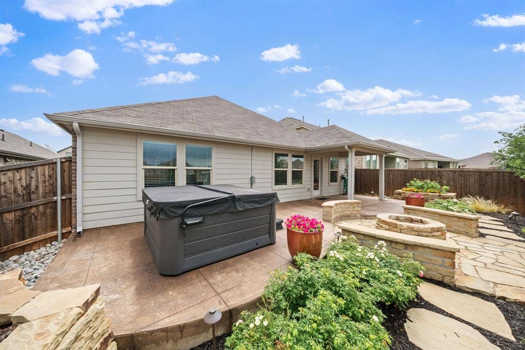 3409 Chivalry Drive, Denton, TX 76207