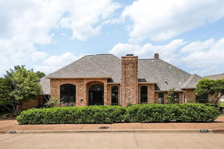 Property photo for 5623 Plumtree Drive, Dallas, TX
