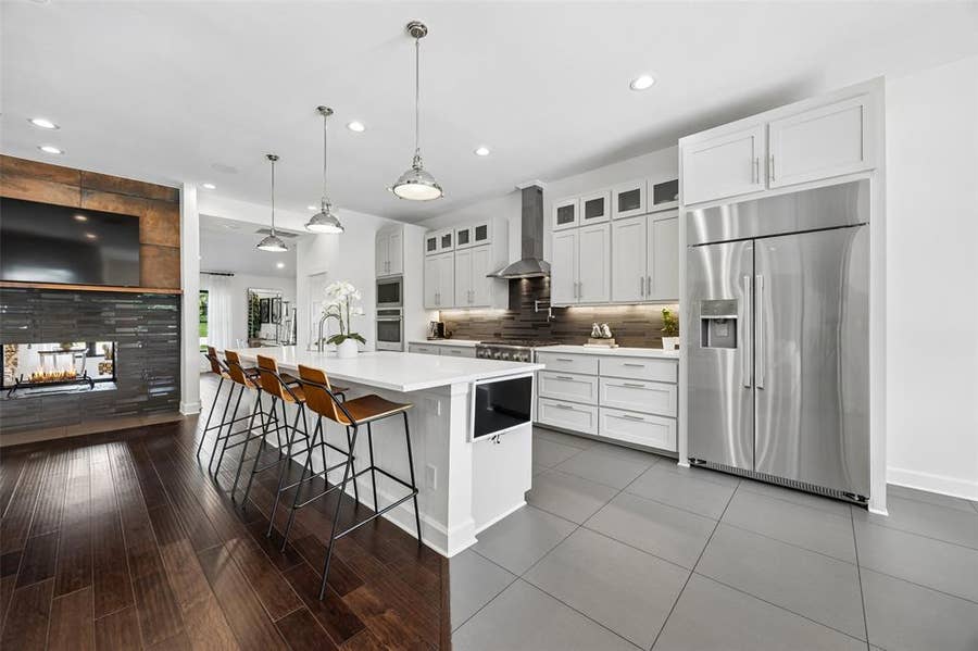 Property photo for 6610 Southpoint Drive, Dallas, TX