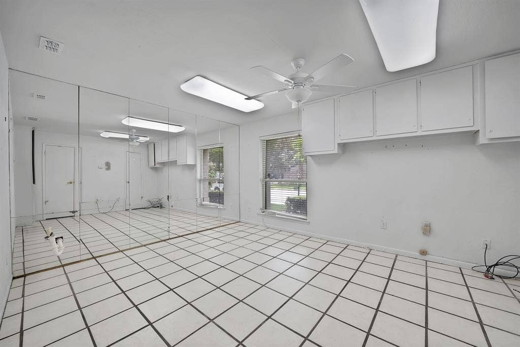 12574 Burninglog Lane, Dallas, TX 75243 12574 Burninglog Lane, Dallas, TX 75243
