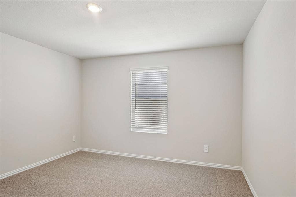 4004 Palestine Drive, Farmersville, TX 75442 Photo is not of the actual home, but is an inspirational photo of builder’s model home and may depict options, furnishings, and/or decorator features that are not included.