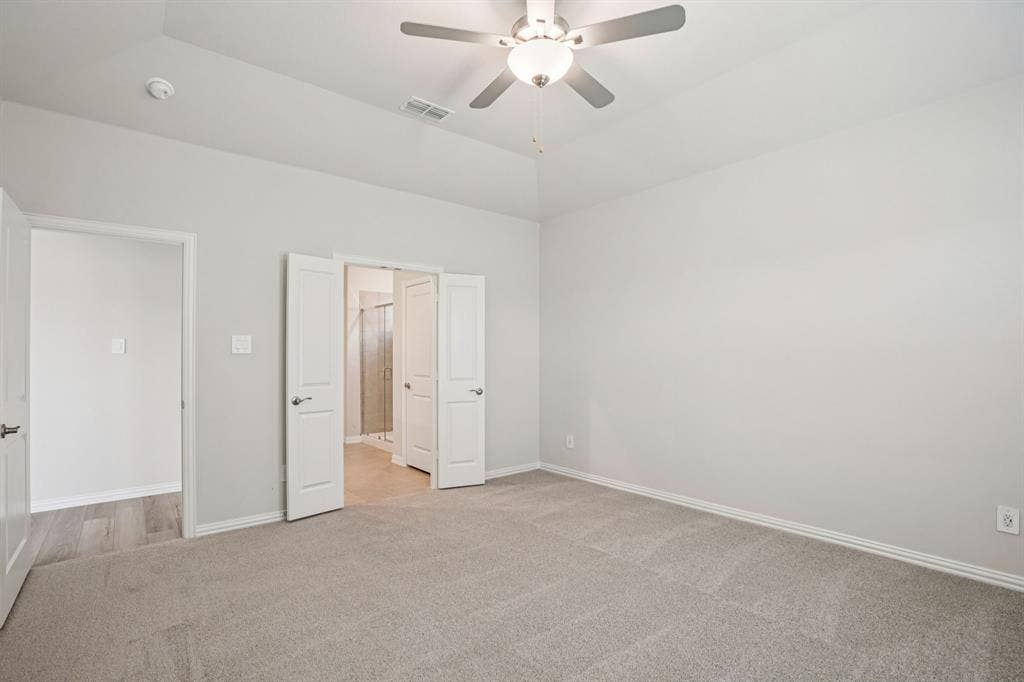 4004 Palestine Drive, Farmersville, TX 75442 Photo is not of the actual home, but is an inspirational photo of builder’s model home and may depict options, furnishings, and/or decorator features that are not included.