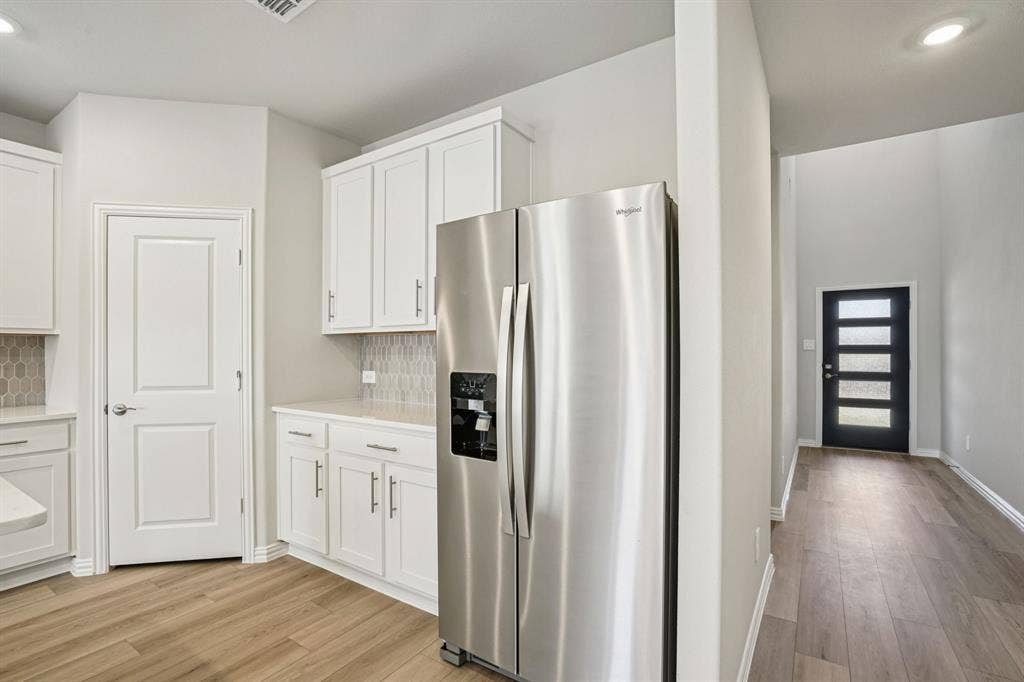 4004 Palestine Drive, Farmersville, TX 75442 Photo is not of the actual home, but is an inspirational photo of builder’s model home and may depict options, furnishings, and/or decorator features that are not included.