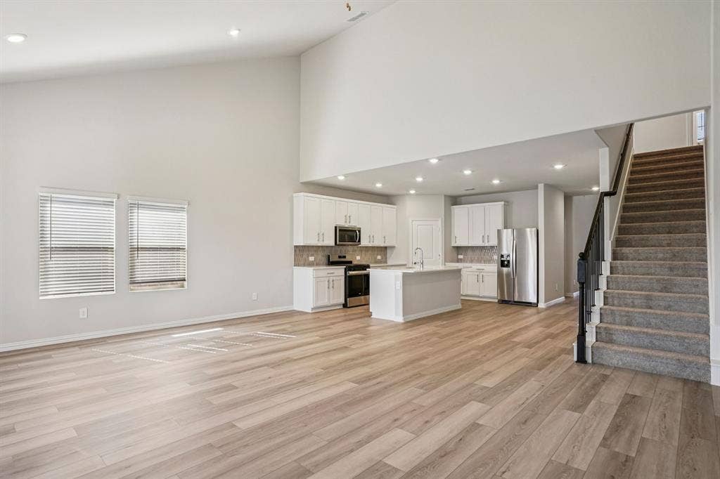 4004 Palestine Drive, Farmersville, TX 75442 Photo is not of the actual home, but is an inspirational photo of builder’s model home and may depict options, furnishings, and/or decorator features that are not included.