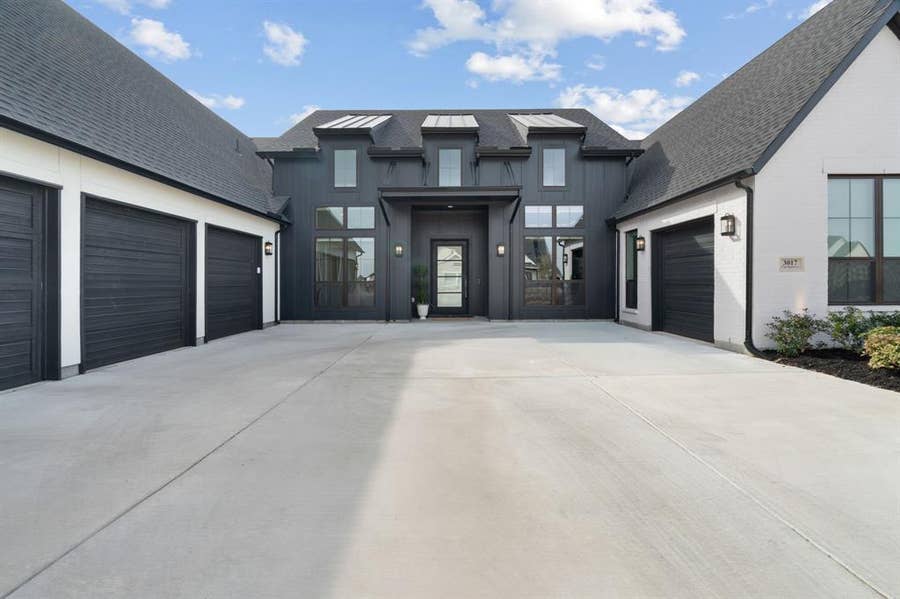 Property photo for 3017 Creek Meadow Lane, Northlake, TX