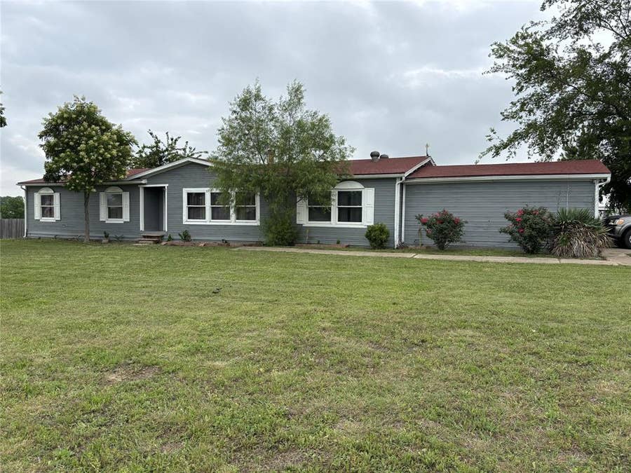 Property photo for 1760 County Road 2277, Quinlan, TX