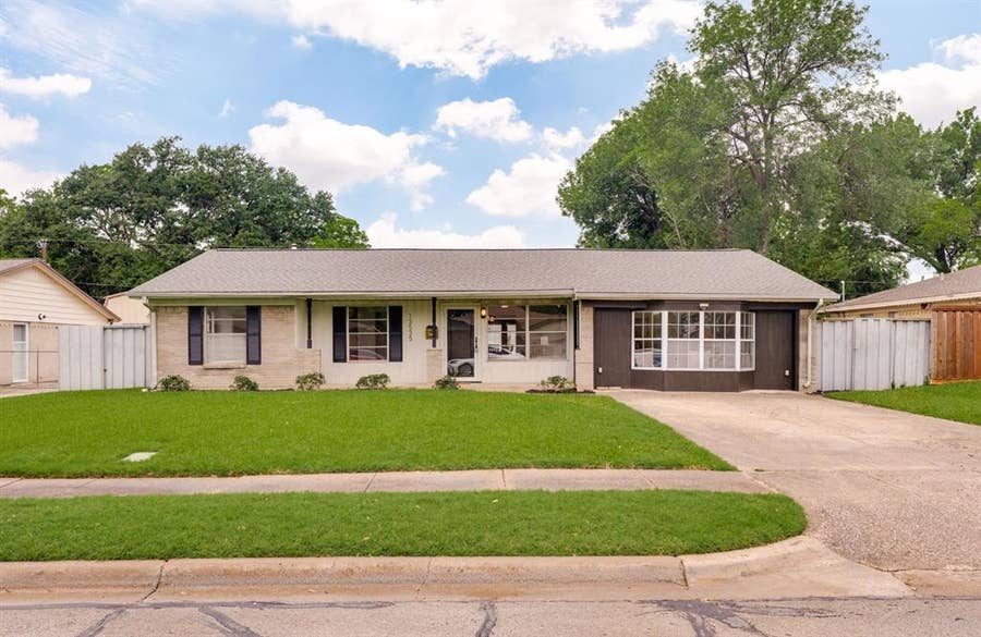 Property photo for 13535 Janwood Lane, Farmers Branch, TX