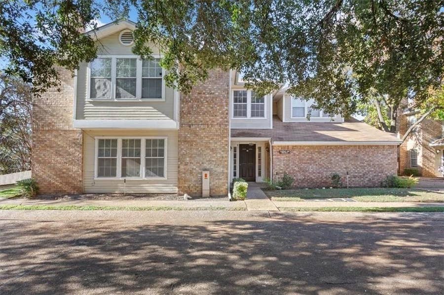 Property photo for 2306 Melissa Drive, Waco, TX
