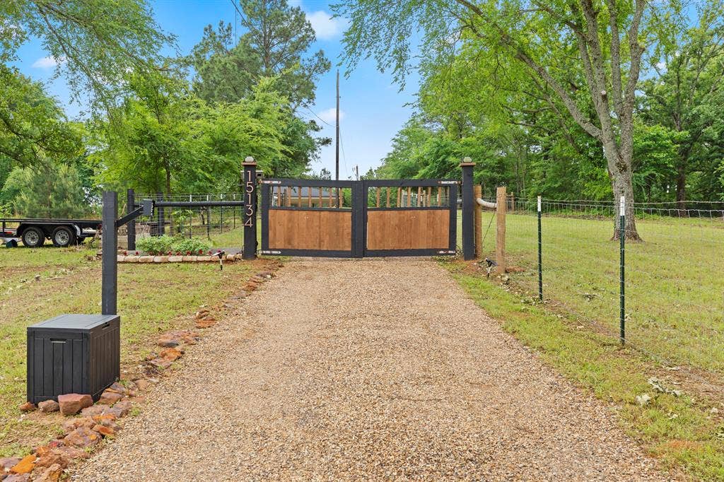 15134 County Road 178, Tyler, TX 75703 15134 County Road 178, Tyler, TX 75703