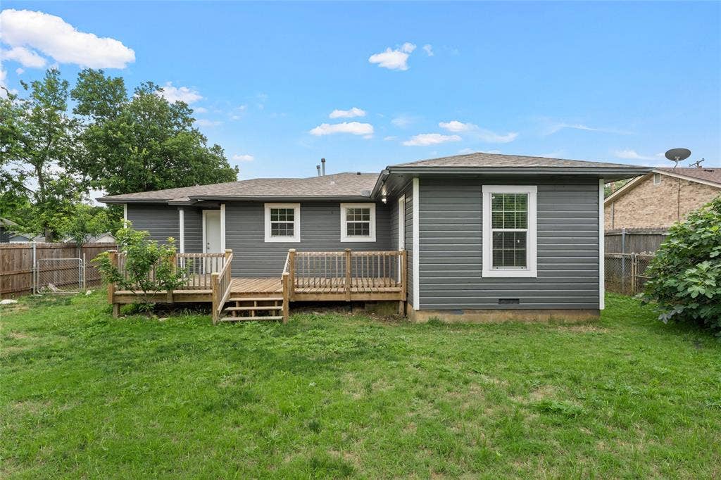 1403 W 11th Street, McGregor, TX 76657 1403 W 11th Street, McGregor, TX 76657