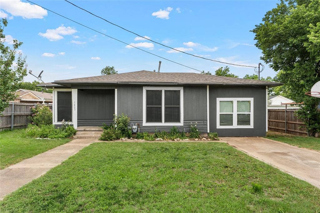 1403 W 11th Street, McGregor, TX 76657 1403 W 11th Street, McGregor, TX 76657