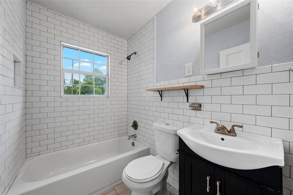 1403 W 11th Street, McGregor, TX 76657 1403 W 11th Street, McGregor, TX 76657
