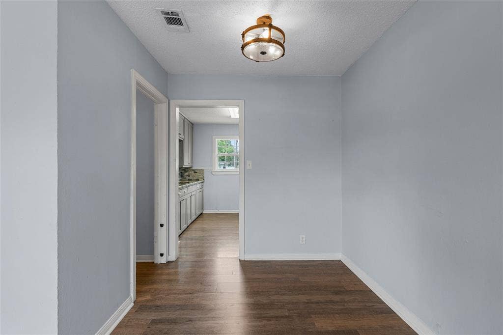 1403 W 11th Street, McGregor, TX 76657 1403 W 11th Street, McGregor, TX 76657