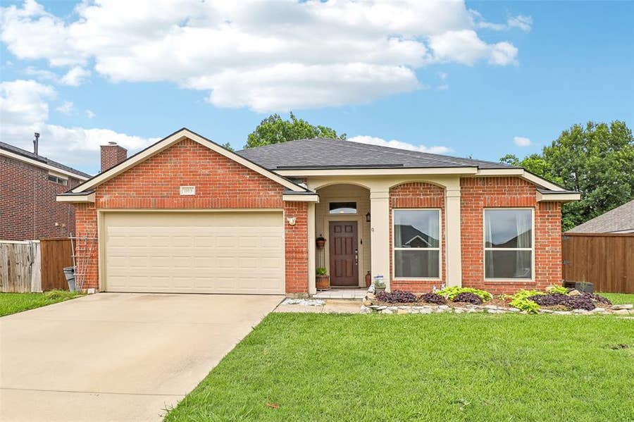 Property photo for 1113 Covington Drive, Mesquite, TX