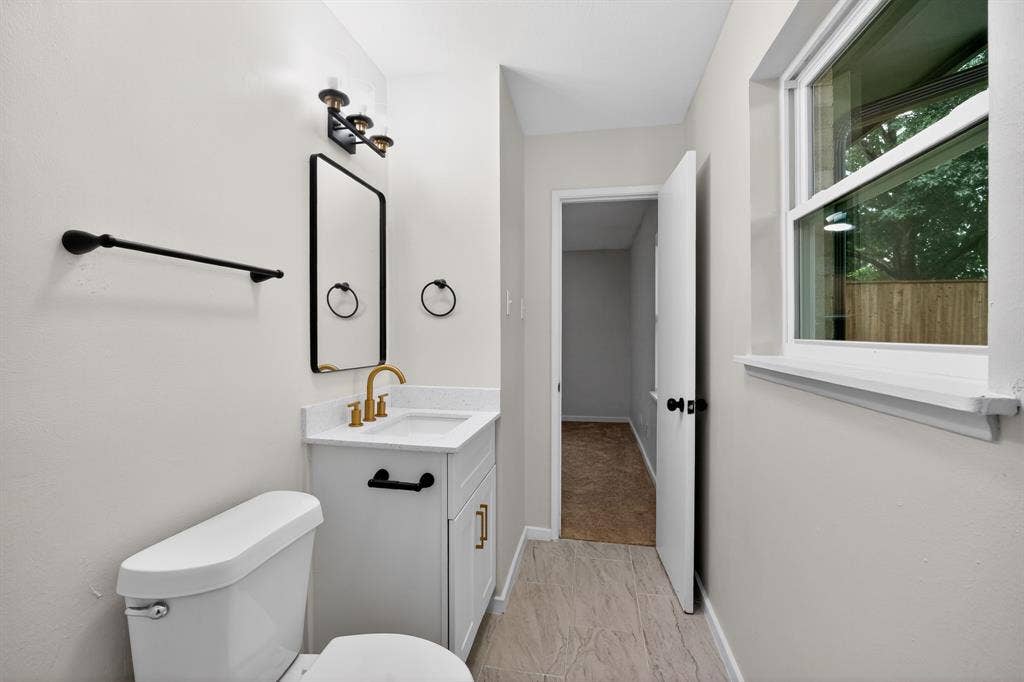 8617 Flicker Lane, Dallas, TX 75238 8617 Flicker Lane, Dallas, TX 75238