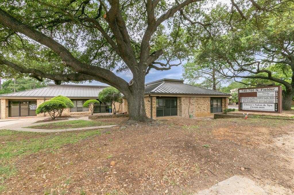 736 N Fielder Road, #760, Arlington, TX 76012 736 N Fielder Road, #760, Arlington, TX 76012
