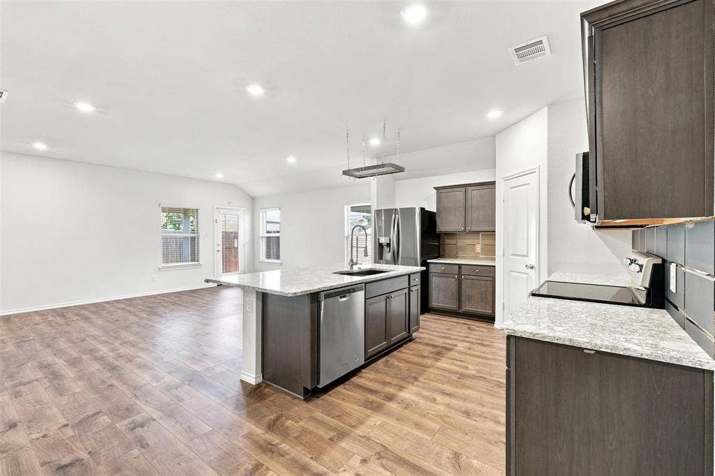 3605 Skelton Street, Denton, TX 76207 3605 Skelton Street, Denton, TX 76207