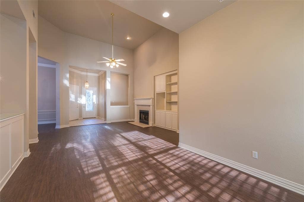 516 Arcadia Drive, Keller, TX 76248 516 Arcadia Drive, Keller, TX 76248