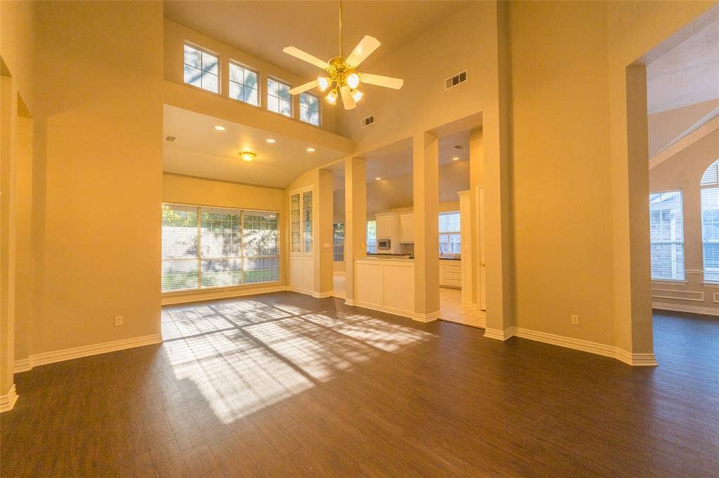 516 Arcadia Drive, Keller, TX 76248 516 Arcadia Drive, Keller, TX 76248