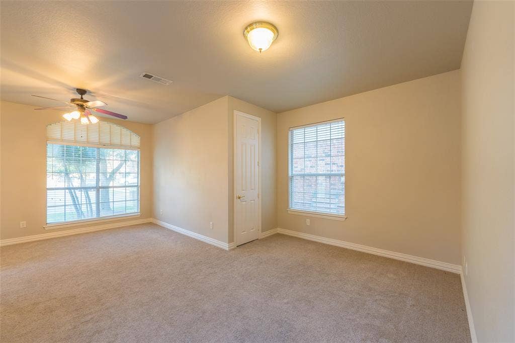 516 Arcadia Drive, Keller, TX 76248 516 Arcadia Drive, Keller, TX 76248