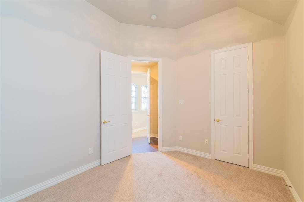 516 Arcadia Drive, Keller, TX 76248 516 Arcadia Drive, Keller, TX 76248