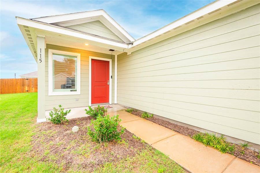 Property photo for 115 Harvest Street, Princeton, TX