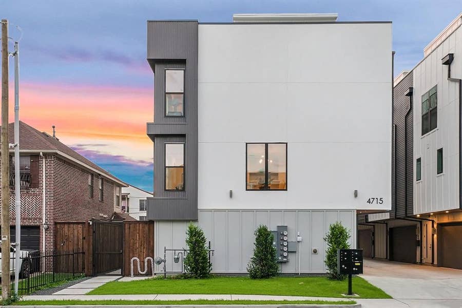 Property photo for 4715 Manett Street, #102, Dallas, TX