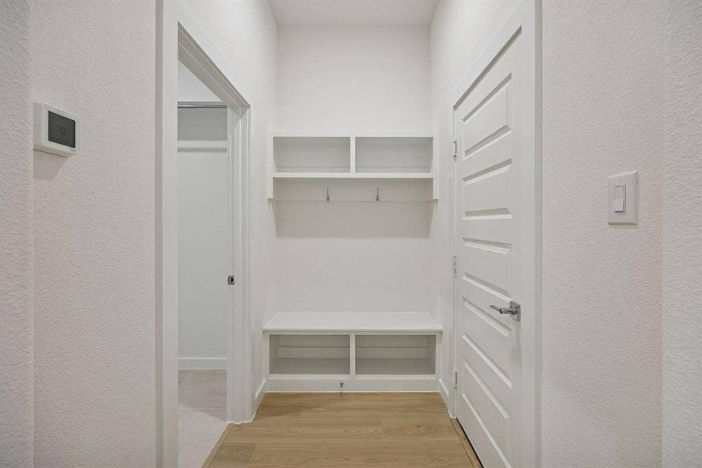 461 Hocking Hills Drive, Waxahachie, TX 75165 Backpack Rack in the Gilmour II home plan by Trophy Signature Homes – REPRESENTATIVE PHOTO