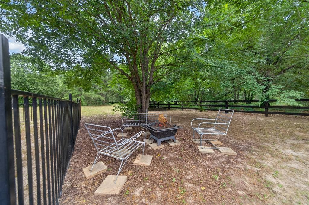 14676 County Road 424, Lindale, TX 75771 14676 County Road 424, Lindale, TX 75771