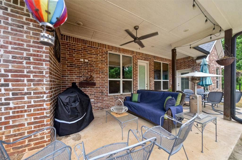 14676 County Road 424, Lindale, TX 75771 14676 County Road 424, Lindale, TX 75771