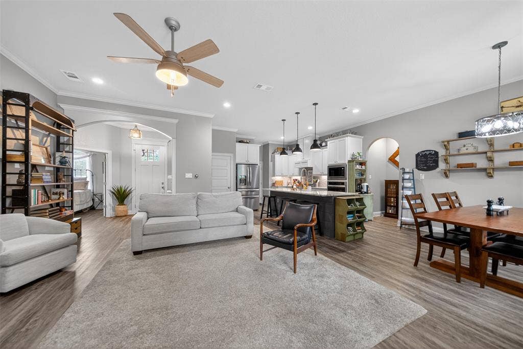14676 County Road 424, Lindale, TX 75771 14676 County Road 424, Lindale, TX 75771