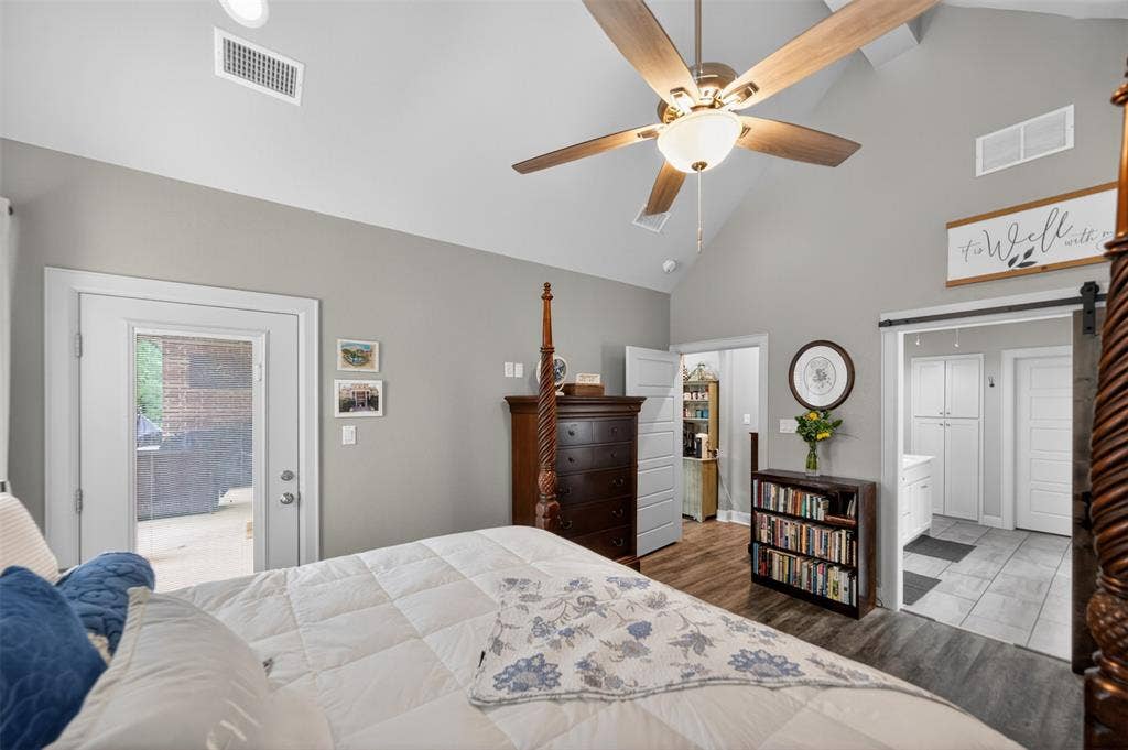 14676 County Road 424, Lindale, TX 75771 14676 County Road 424, Lindale, TX 75771