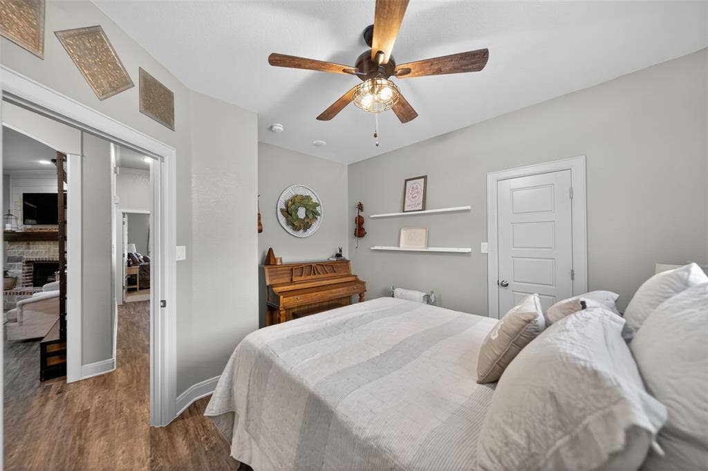 14676 County Road 424, Lindale, TX 75771 14676 County Road 424, Lindale, TX 75771