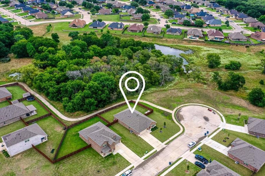 Property photo for 1519 Running Brook Court, Kaufman, TX