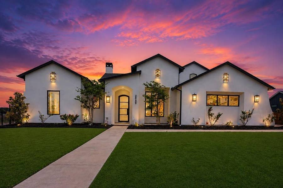Property photo for 2043 Sicily Lane, Haslet, TX