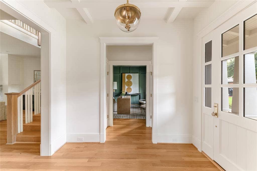 6954 Santa Maria Lane, Dallas, TX 75214 6954 Santa Maria Lane, Dallas, TX 75214