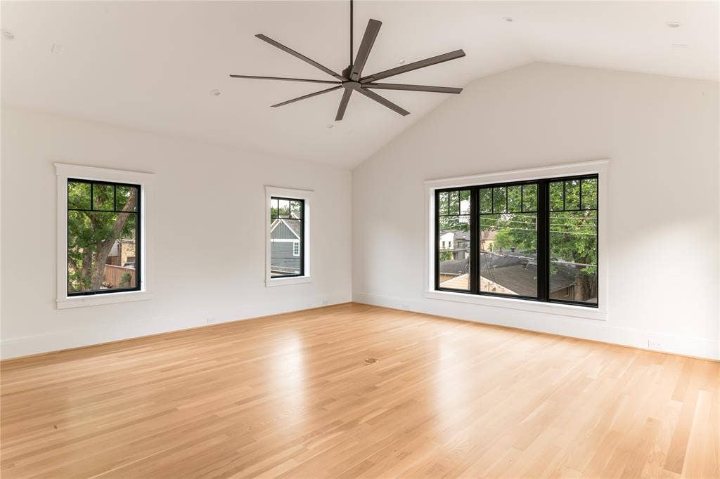 6954 Santa Maria Lane, Dallas, TX 75214 6954 Santa Maria Lane, Dallas, TX 75214